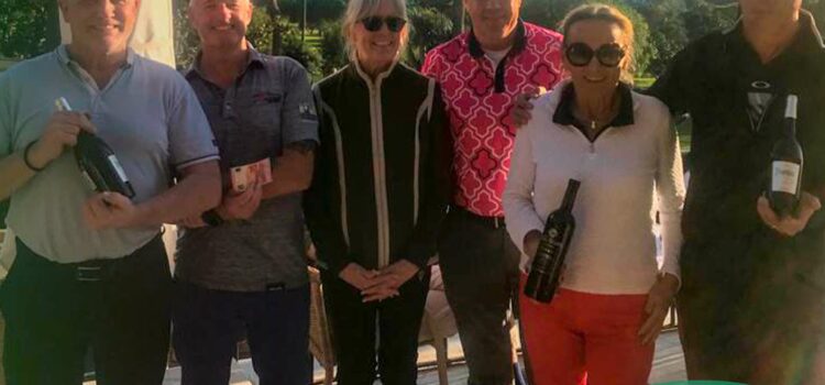 Winners from Rio Real last Wednesday from left with great guy Ludvig are Mick Cullen 3rd. Ladies winner and wine sponsor Torild Flaten. Overall winner Claus Larner36 pts.Ladies Runners up Frauke Schleicher and Frank Ammar 4th